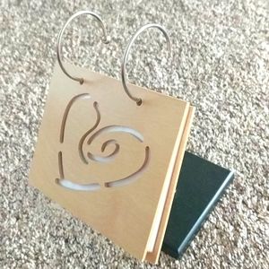 Standing photo album